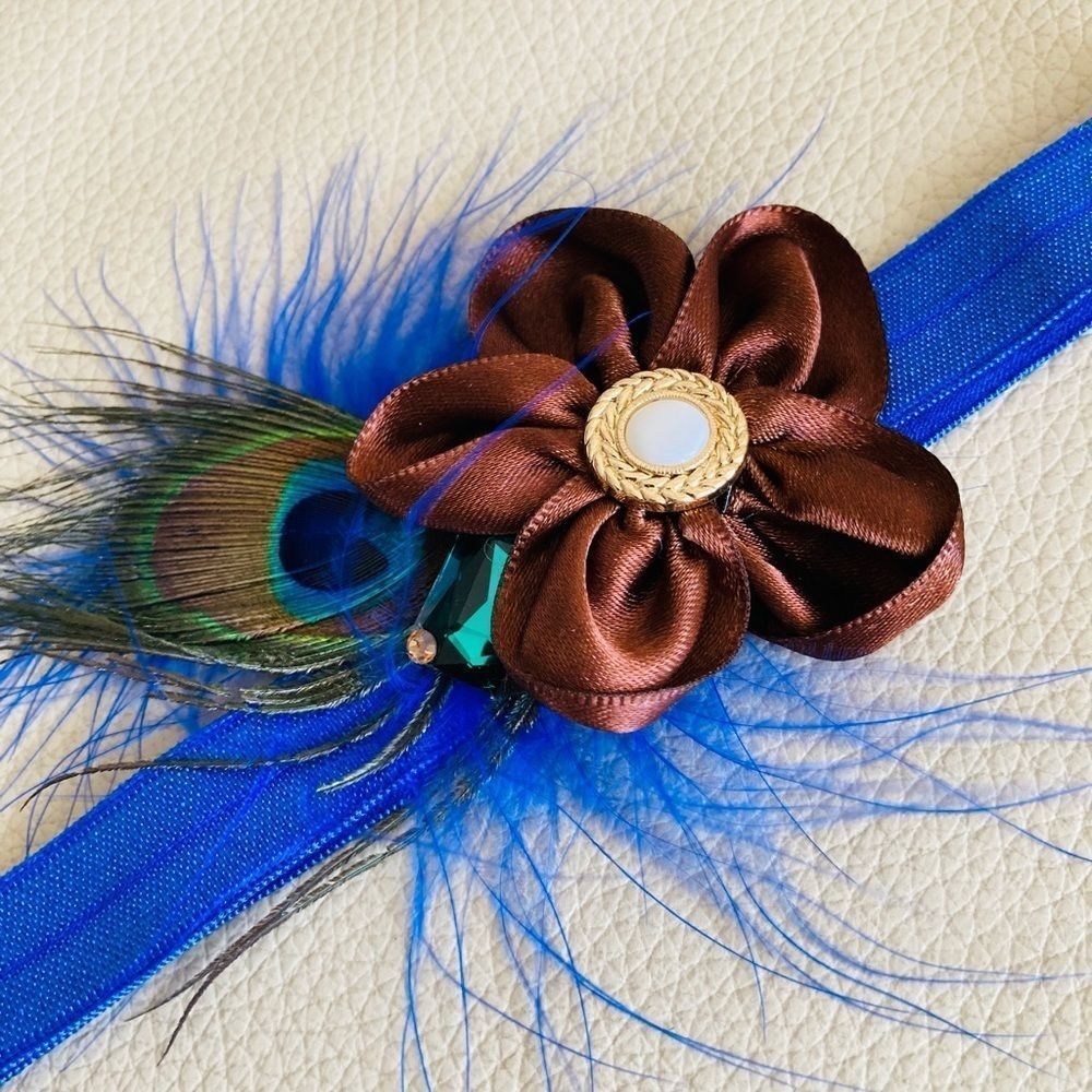 Vintage Button Floral Peacock Gem Garter